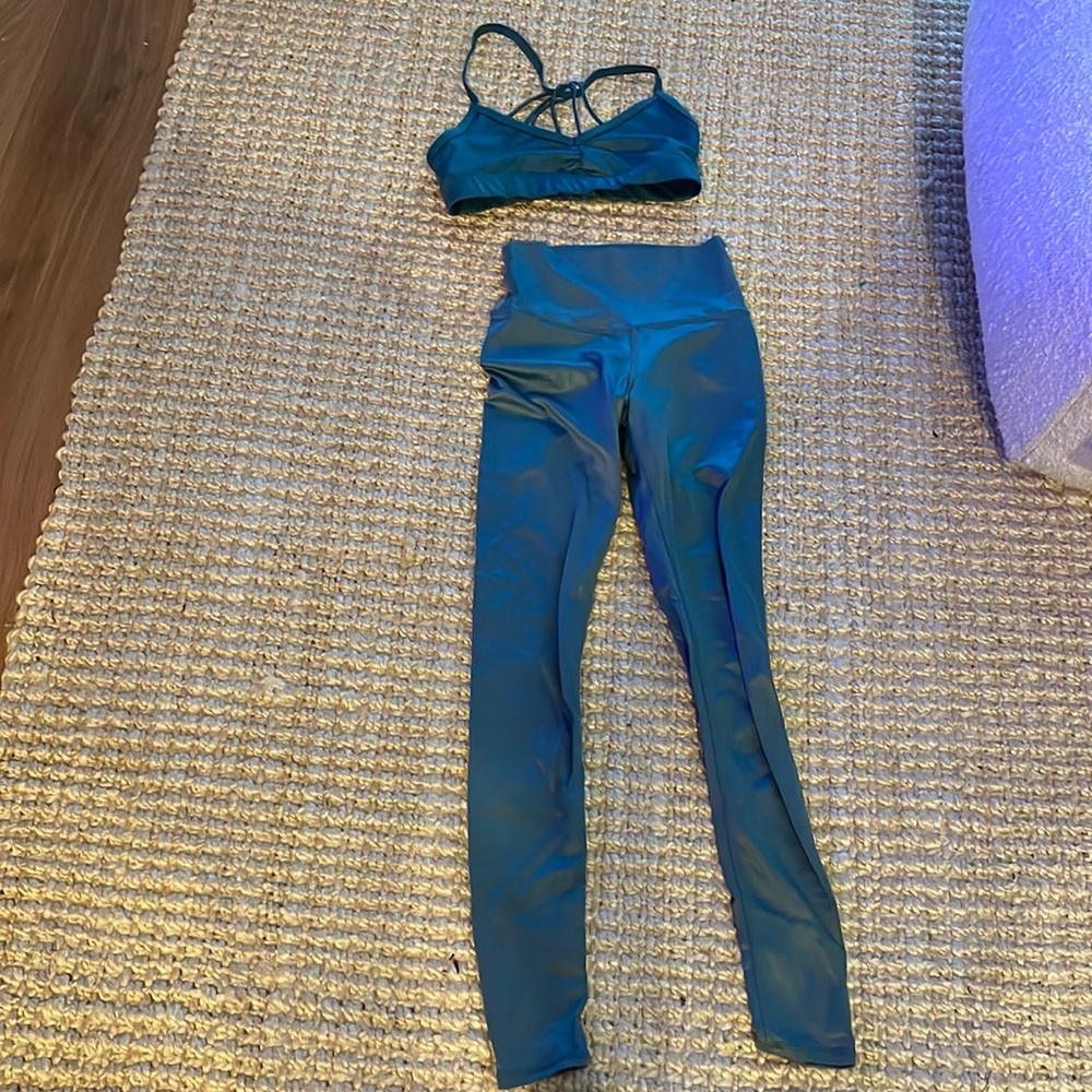 Alo Yoga Set
